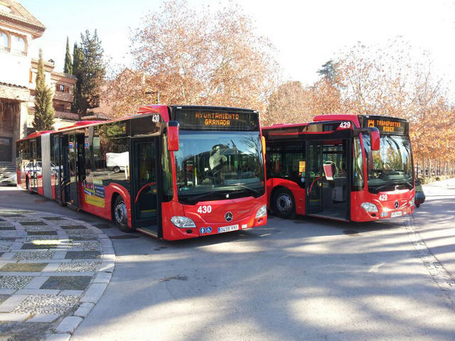 Creación de nuevas líneas de autobús o inclusión en los autobuses urbanos de Granada